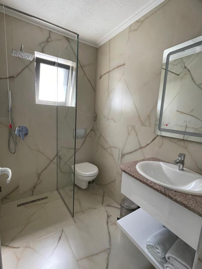 Hotel Ms Saranda Dış mekan fotoğraf