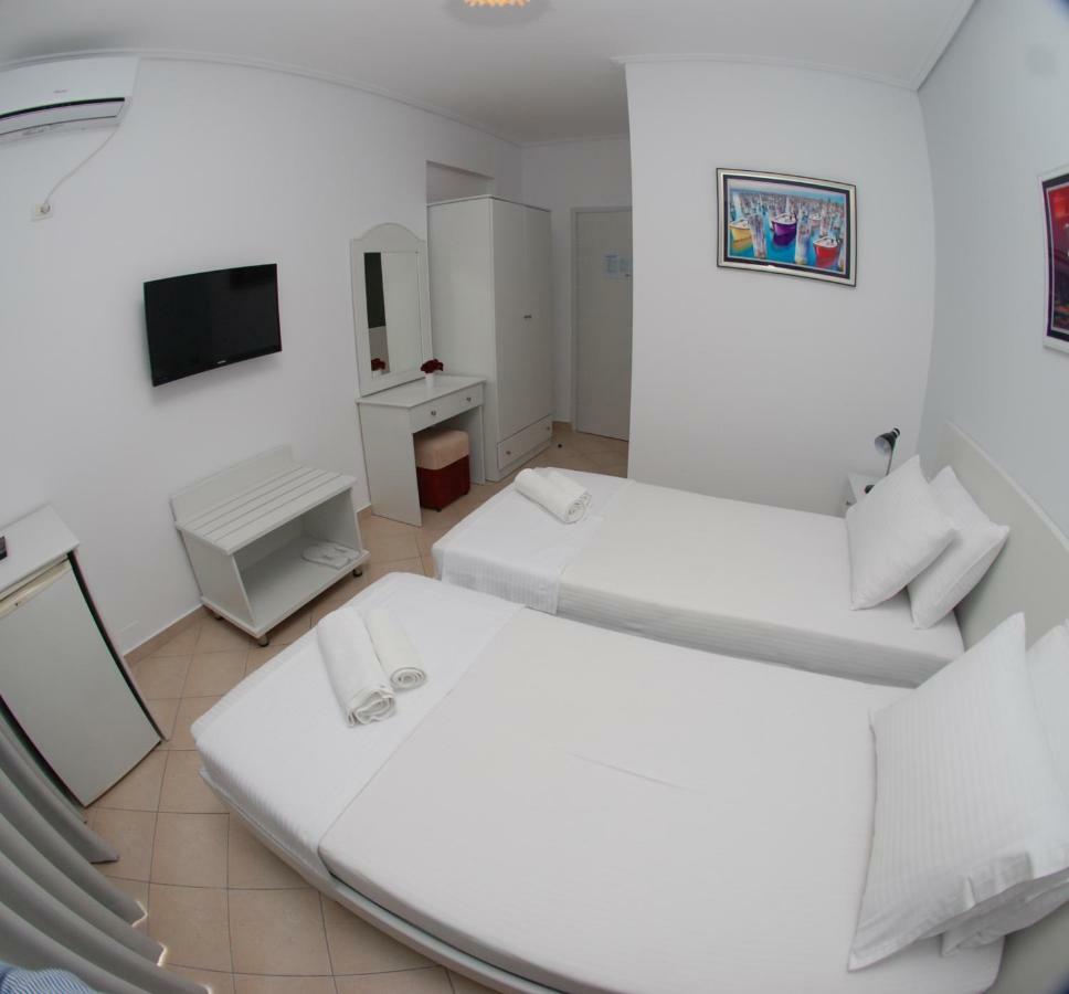 Hotel Ms Saranda Dış mekan fotoğraf